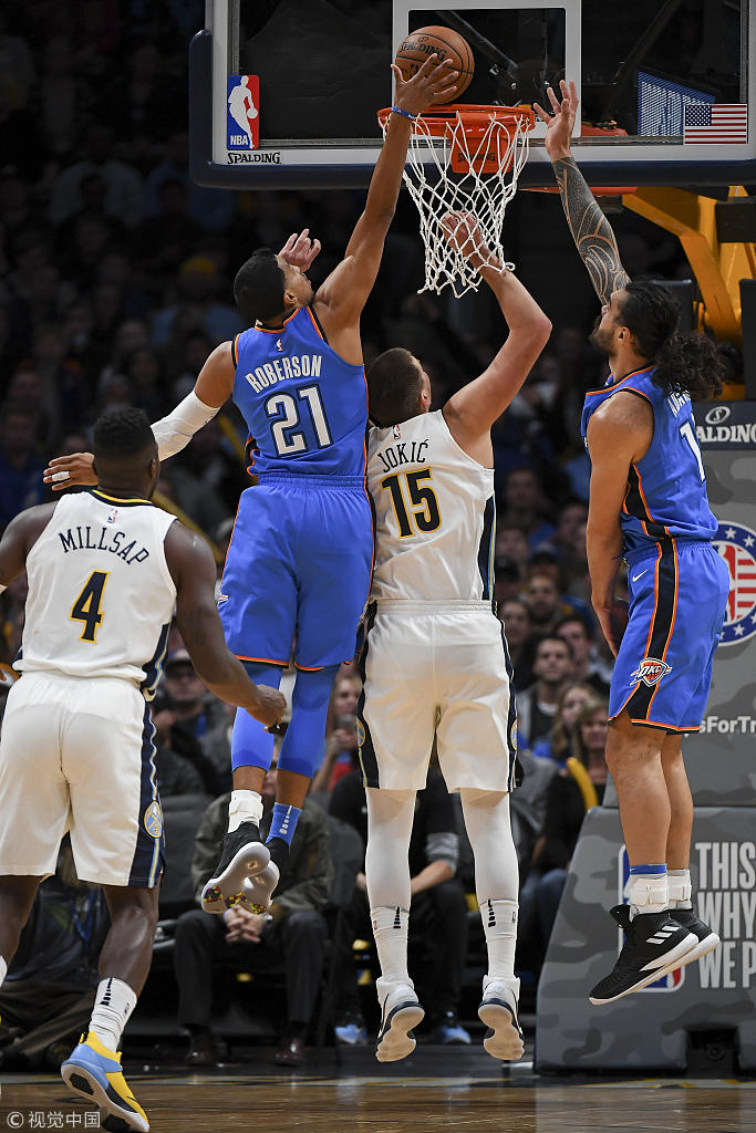 阿拉维斯拼尽全力，力争逆转的简单介绍