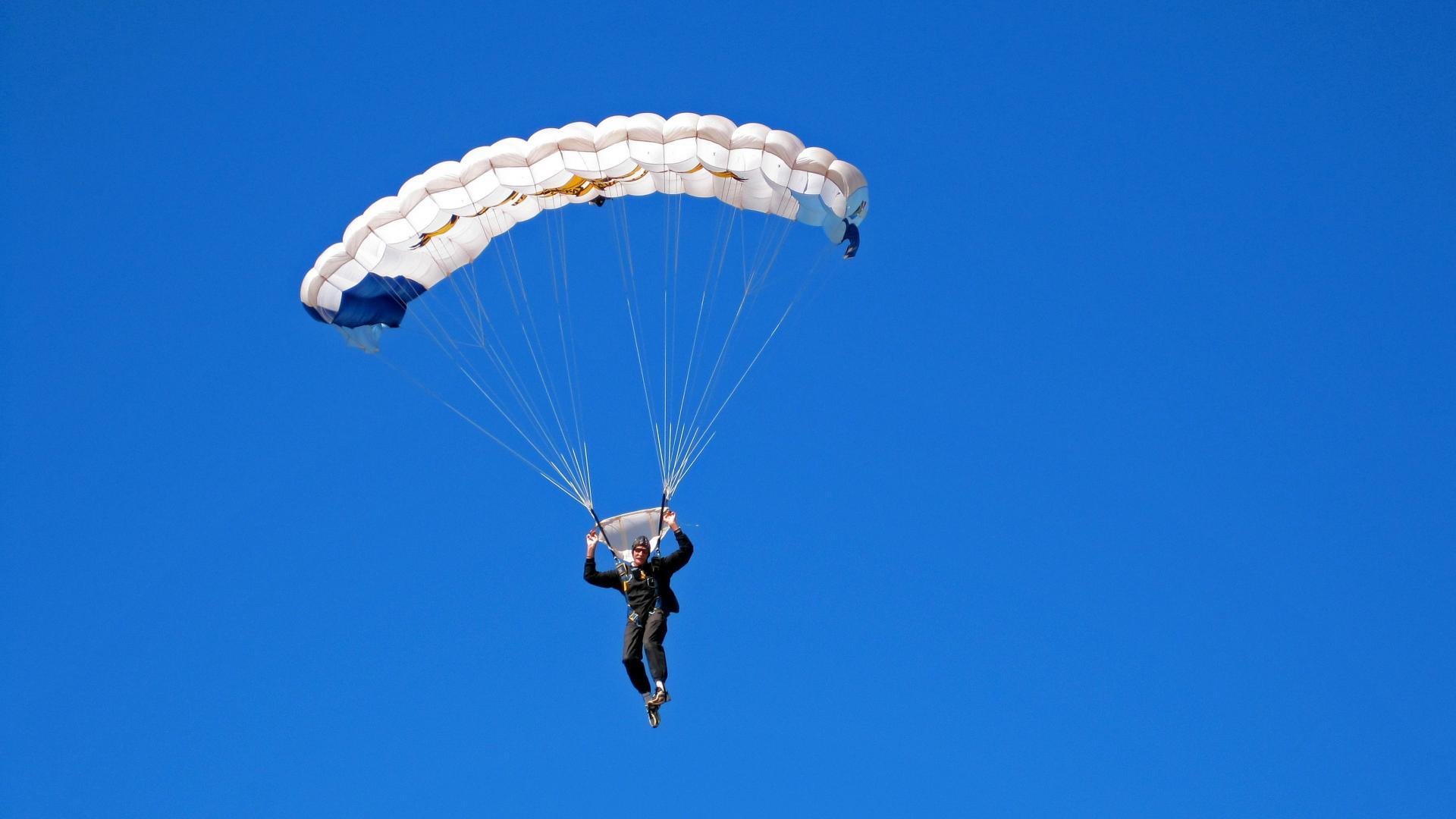 西决生死战焦点战,德国轻取荷兰,欧洲篮球新格局初现