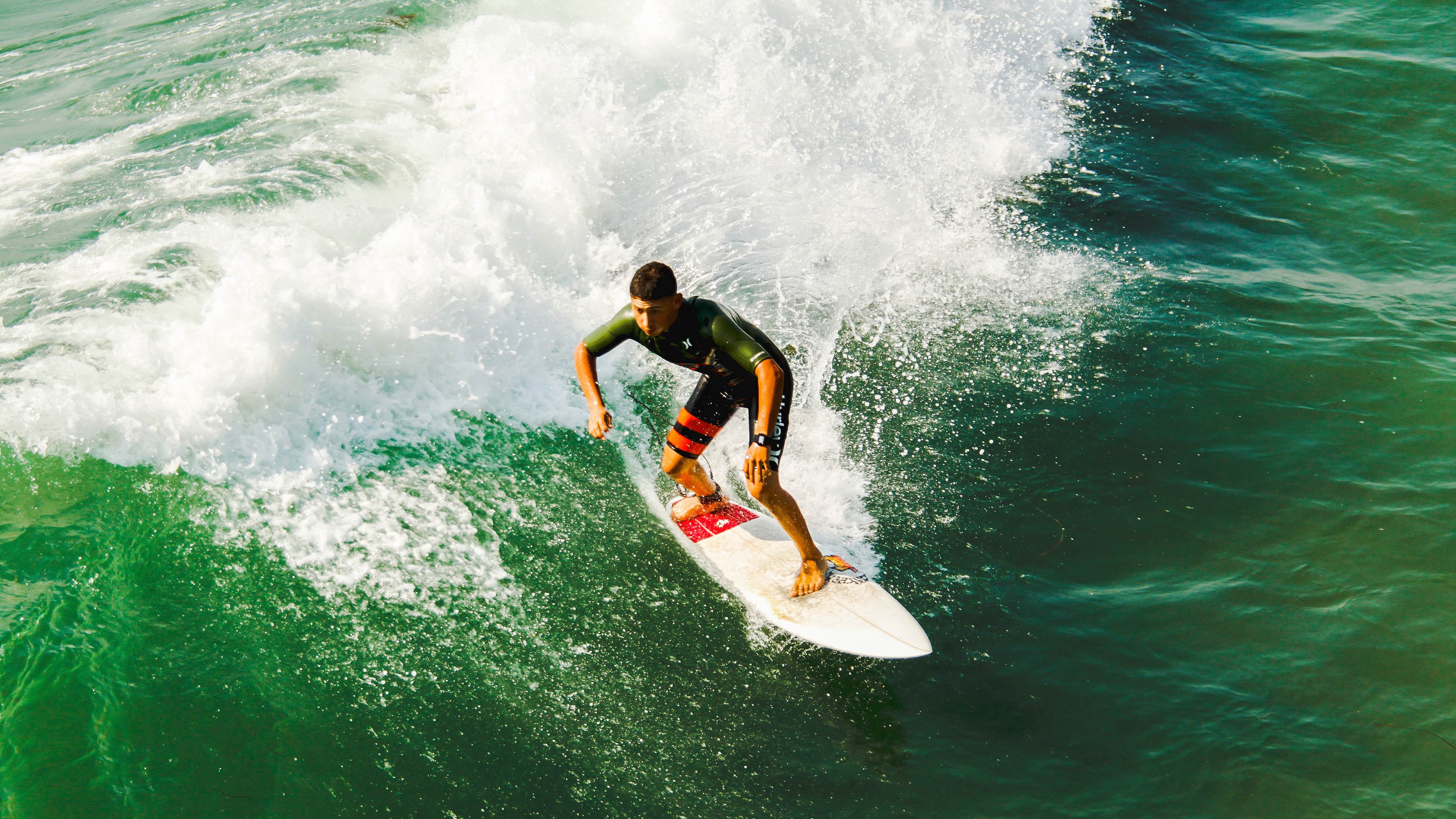 格纳布里压力下完成爆发，墨西哥速胜韩国—双重启示下的竞技哲学
