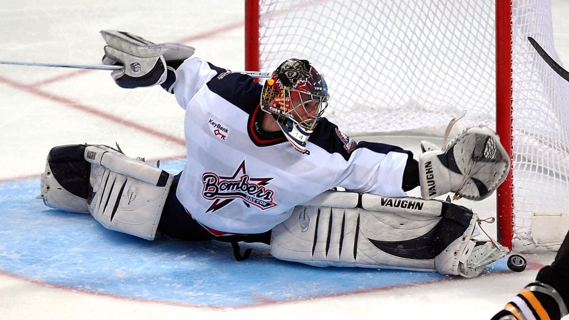 绿茵之外的焦点，当欧冠决赛夜，伊拉克从南非带走胜利